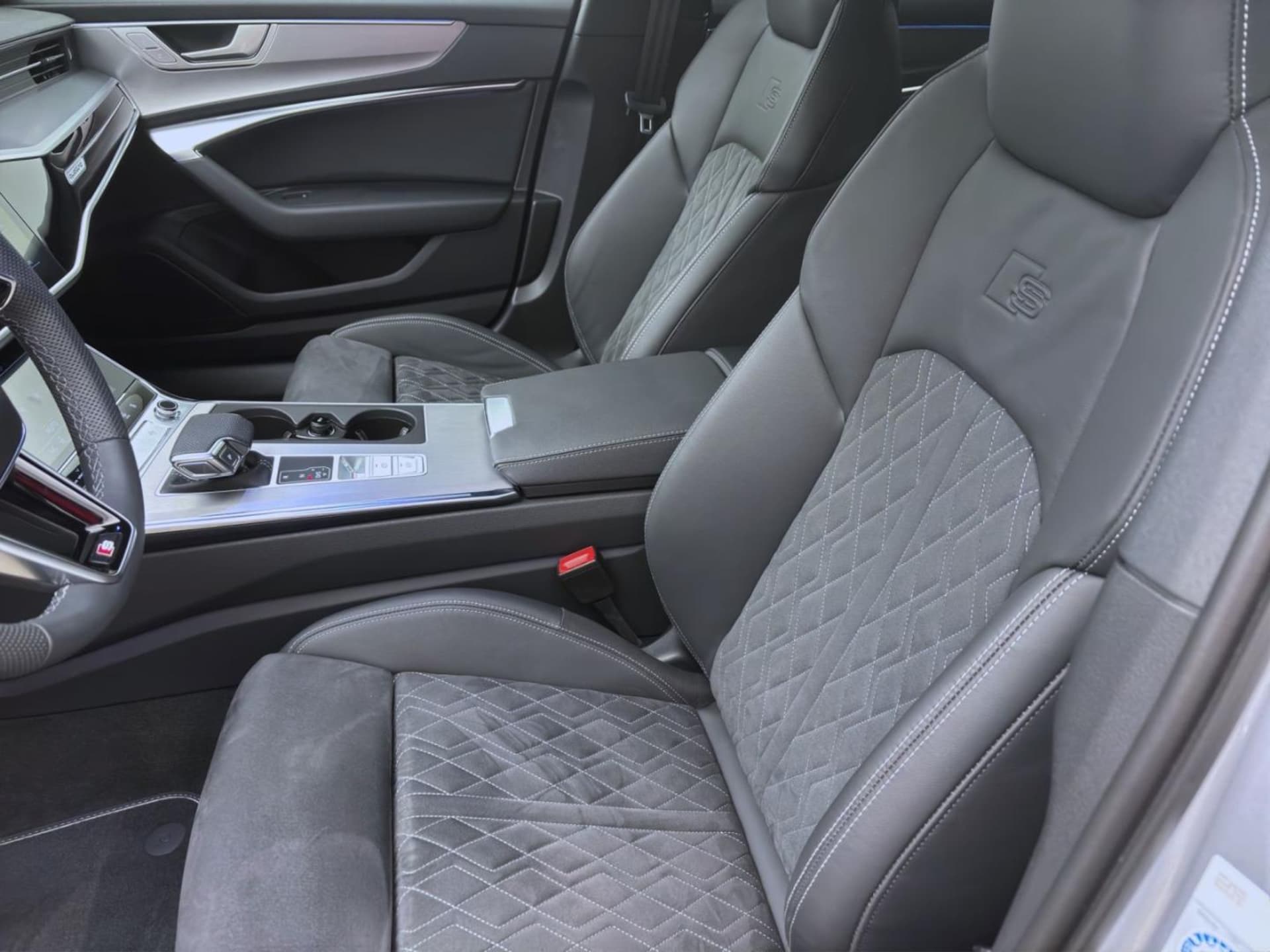 Audi S6 Avant