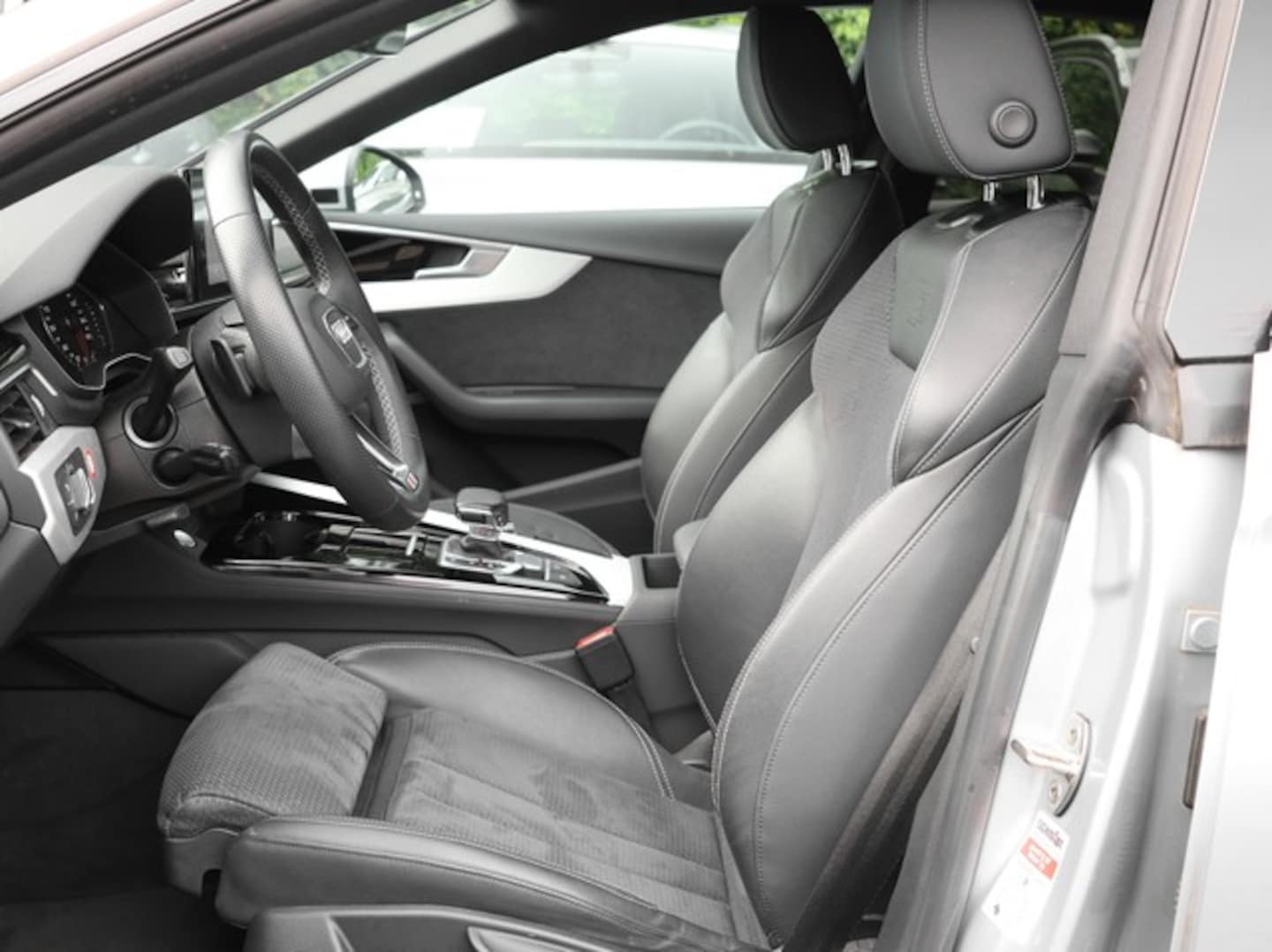 Bild über Audi A5 Sportback advanced 45 TFSI quattro S tronic - für weitere Informationen kontaktieren Sie den Audi Partner