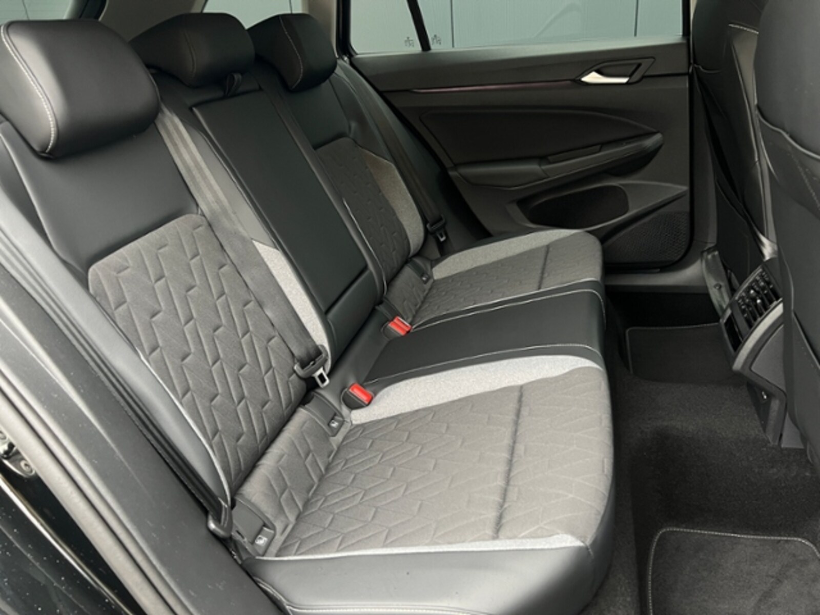 Volkswagen Golf Variant – Bild 10