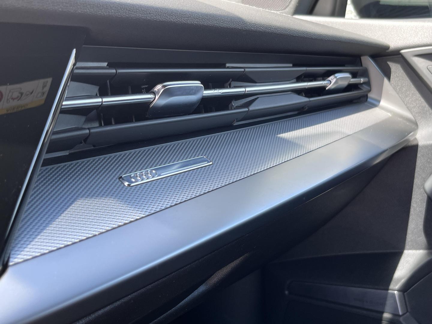 Image about Audi A3 Sportback S line 35 TDI 110 kW (150 ch) S tronic