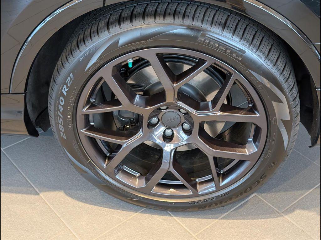2026 Audi SQ7 Premium Plus - Photo 17