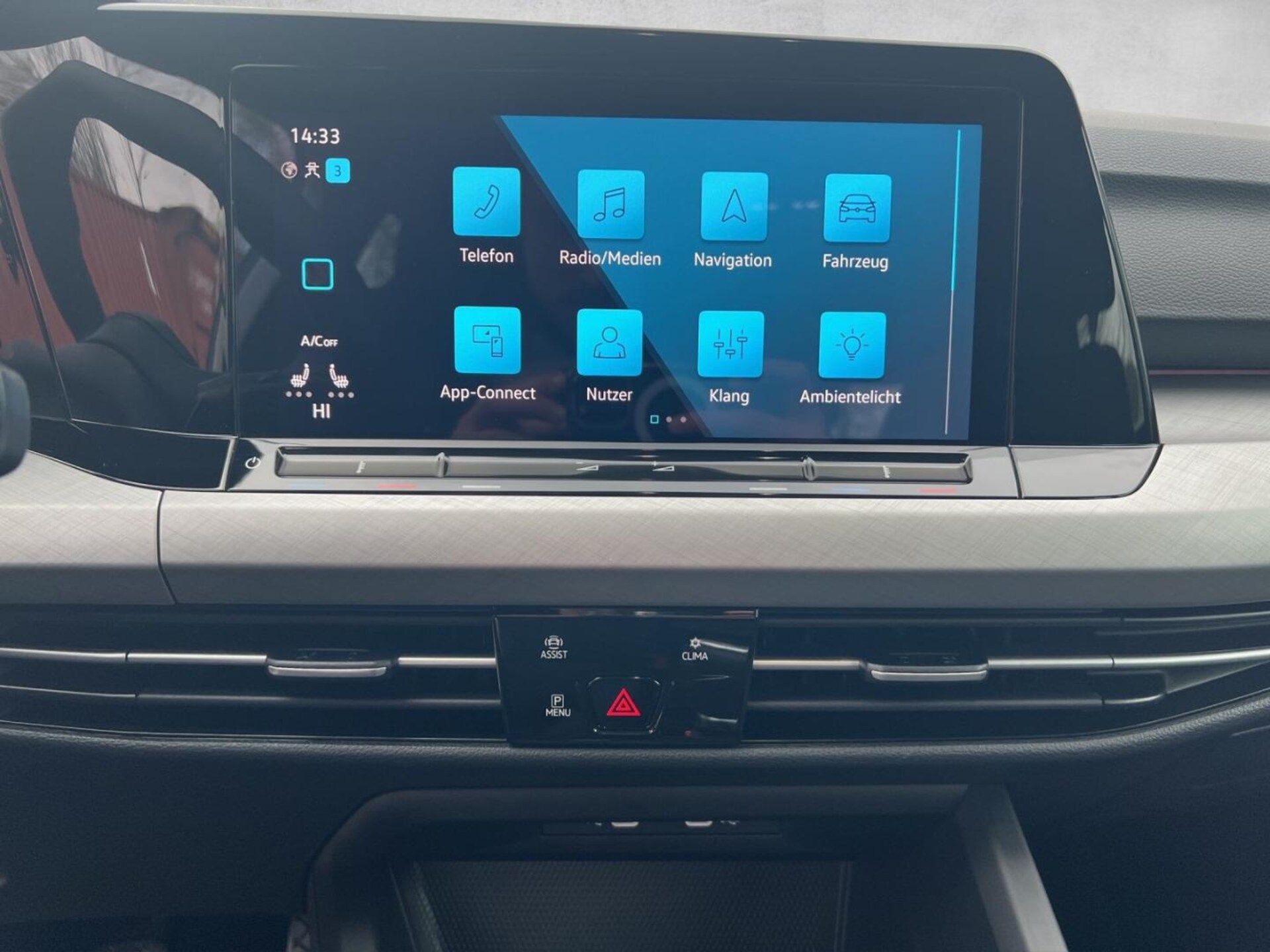 Volkswagen Golf Variant Life