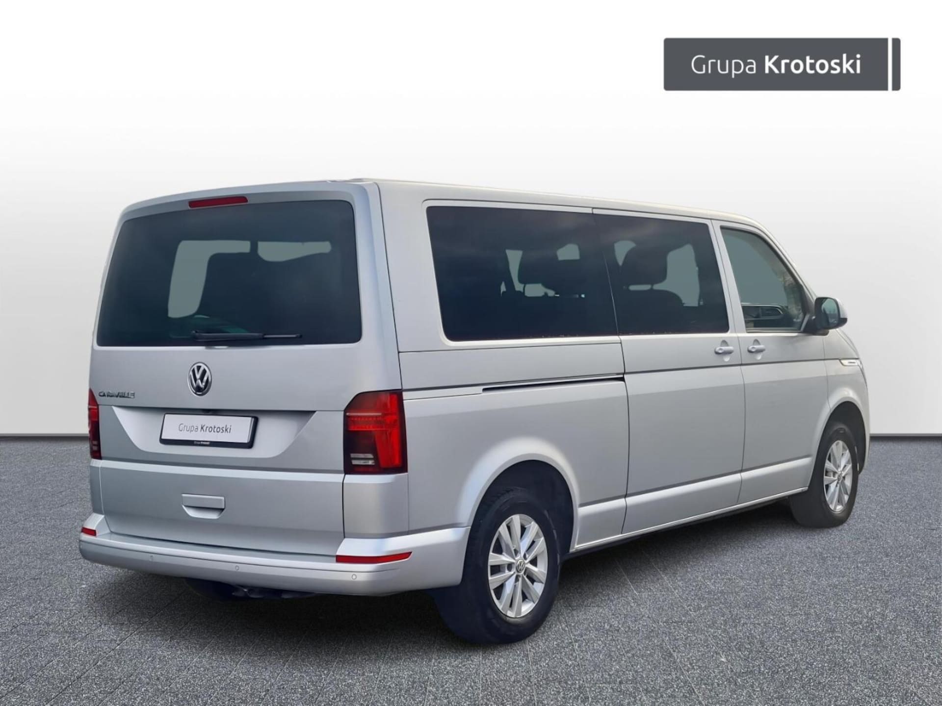 Volkswagen Caravelle 6.1 długi roztaw osi SE