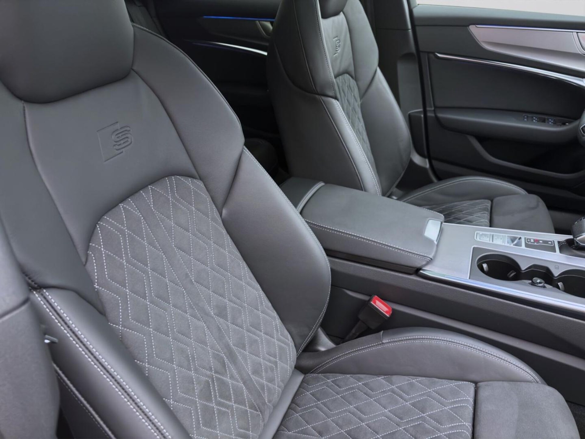 Audi S6 Avant