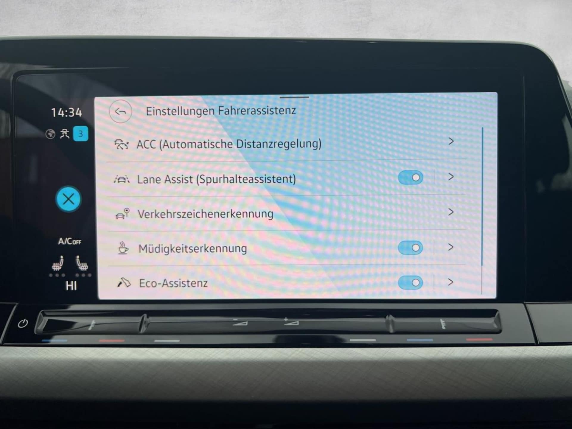 Volkswagen Golf Variant Life