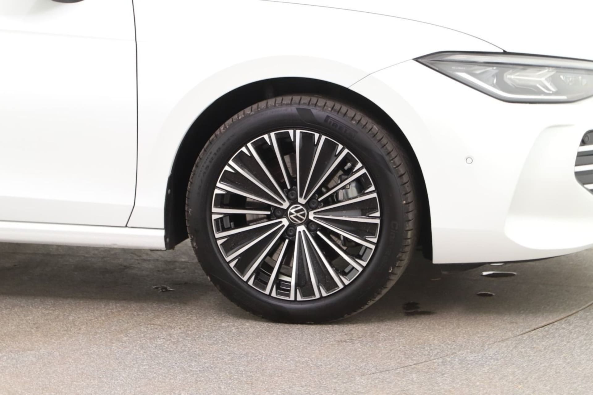 Volkswagen Passat Elegance