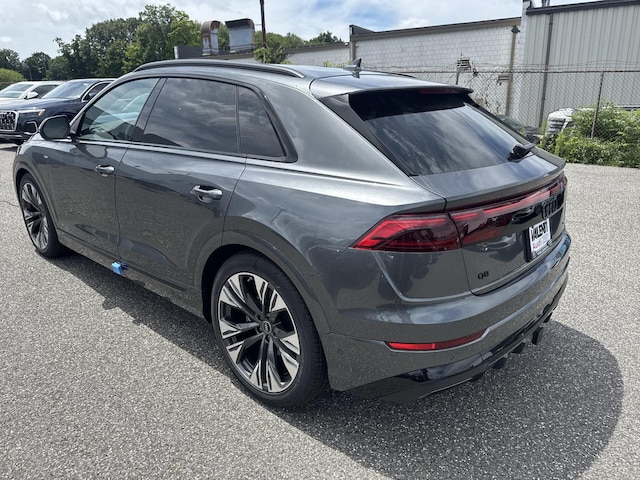 2026 Audi Q8