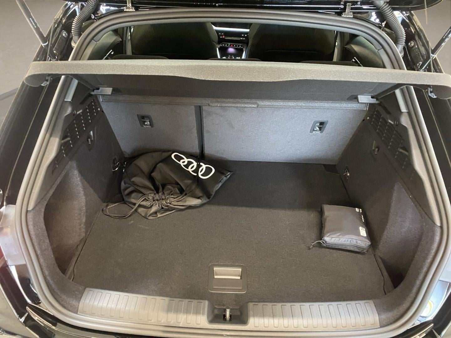 Bild über Audi A3 Sportback TFSI e TFSI e 150 kW S tronic - für weitere Informationen kontaktieren Sie den Audi Partner