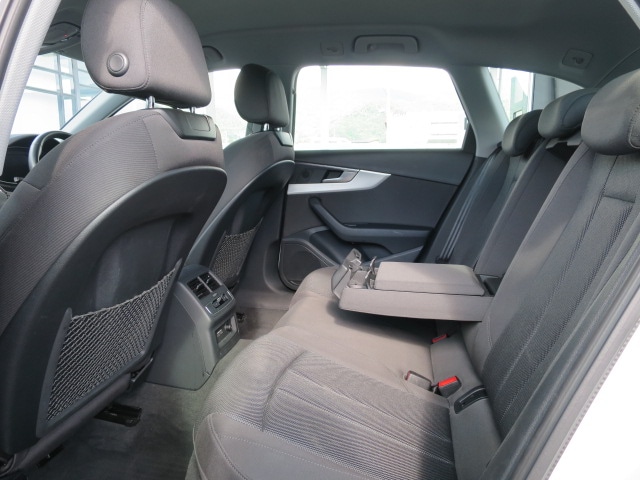 Audi A4 Avant 35 TFSI advanced 110(150) kW(PS) S tronic for more details contact your dealer