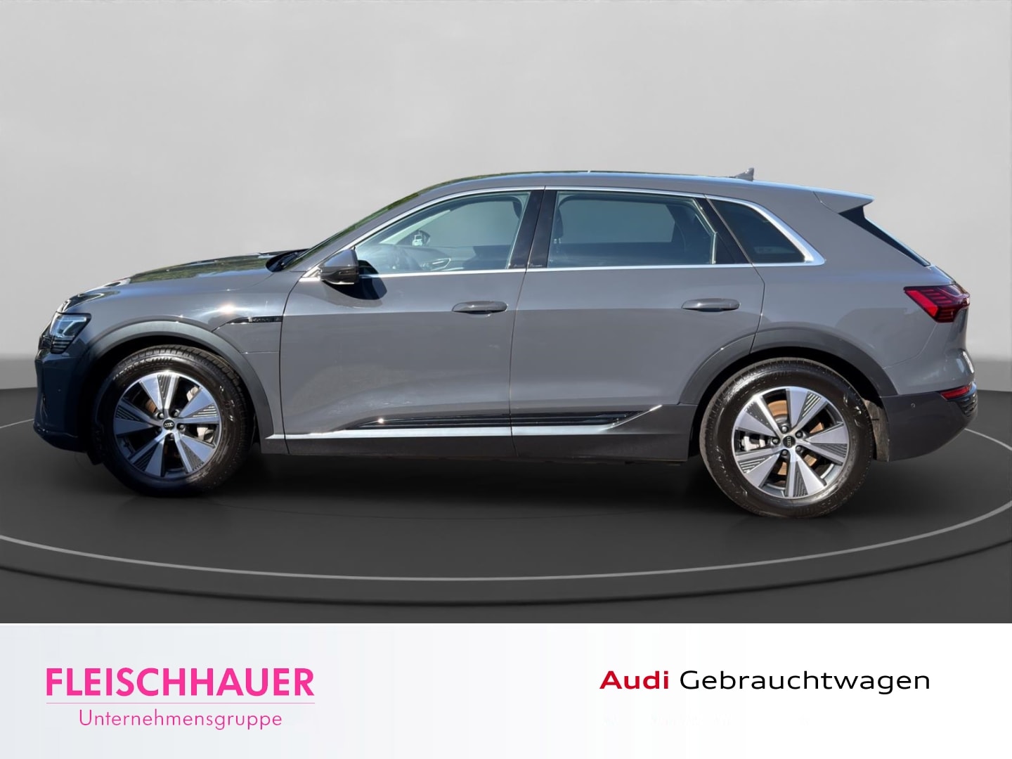 Bild über Audi Q8 e-tron advanced 50 e-tron quattro - für weitere Informationen kontaktieren Sie den Audi Partner