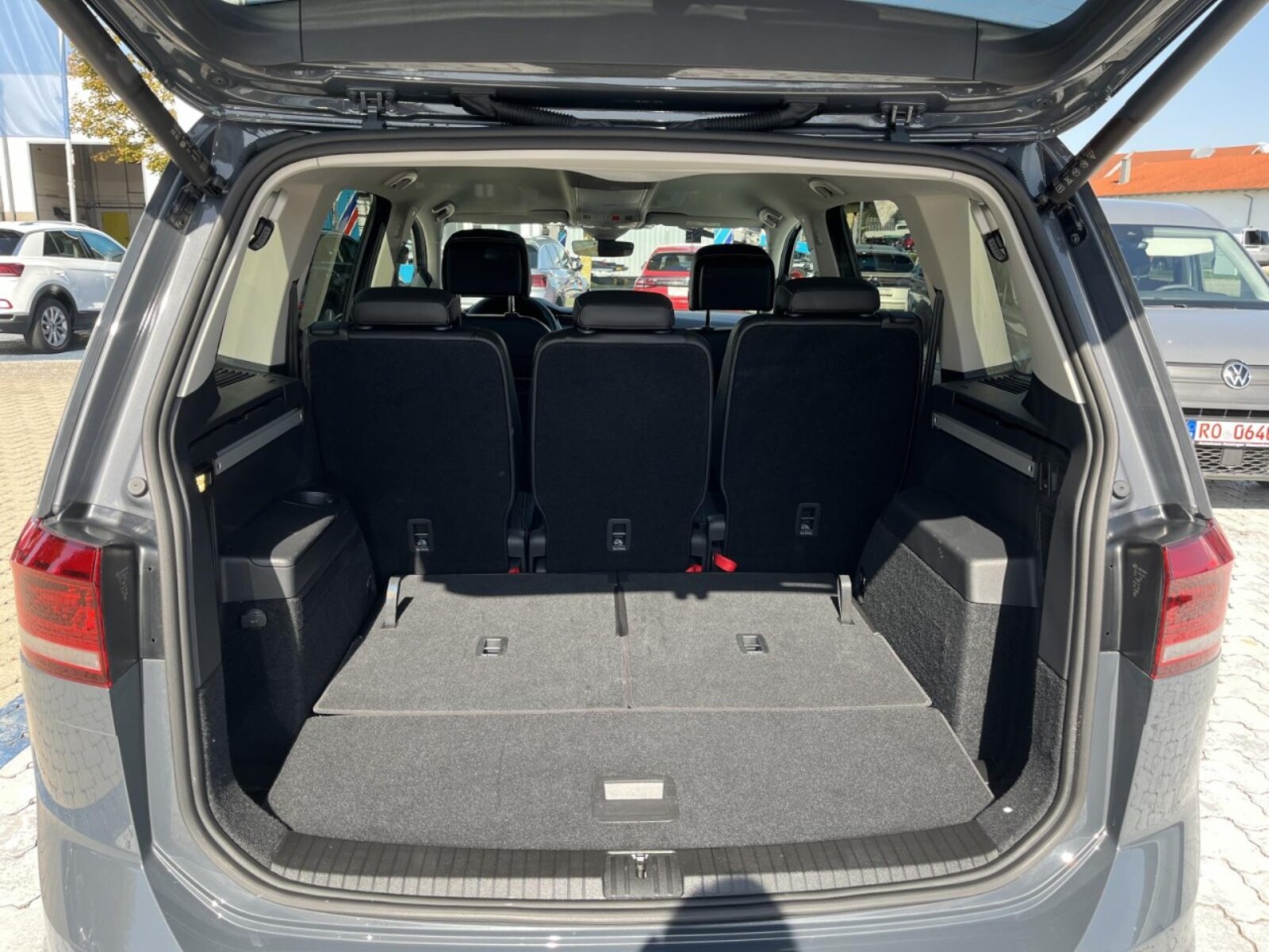 Volkswagen Touran – Bild 7