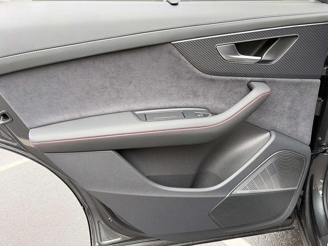 2026 Audi SQ7 Prestige - Photo 12