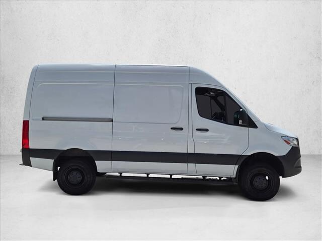 2022 Mercedes-Benz