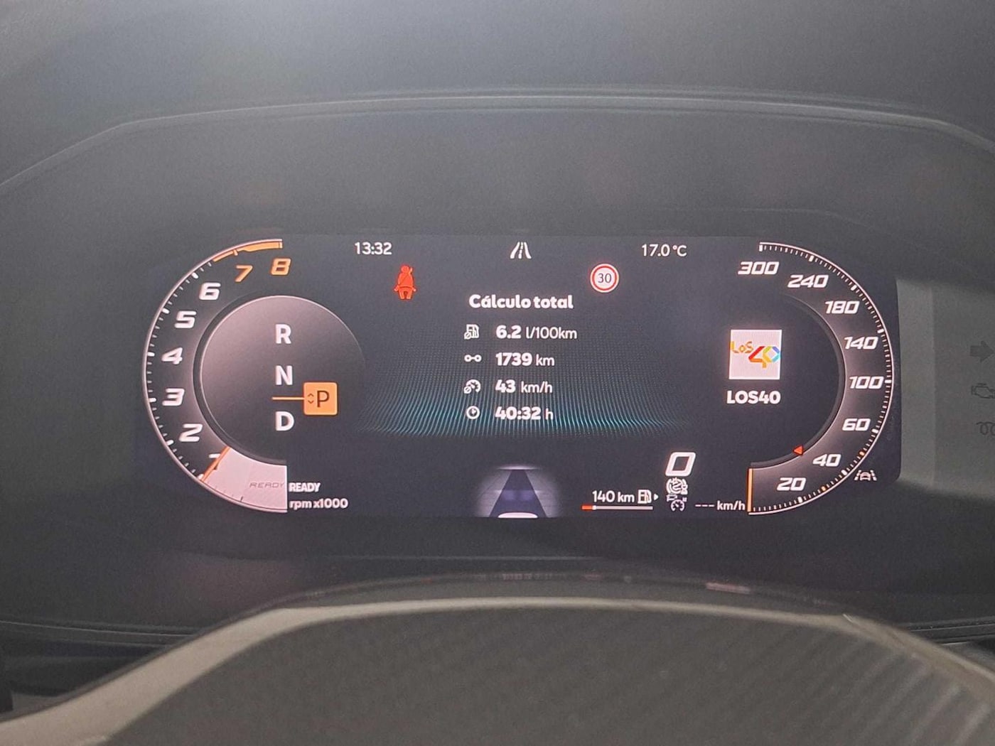 CUPRA Leon Sportstourer 1.5 eTSI DSG 110 kW (150 CV) — photo 16