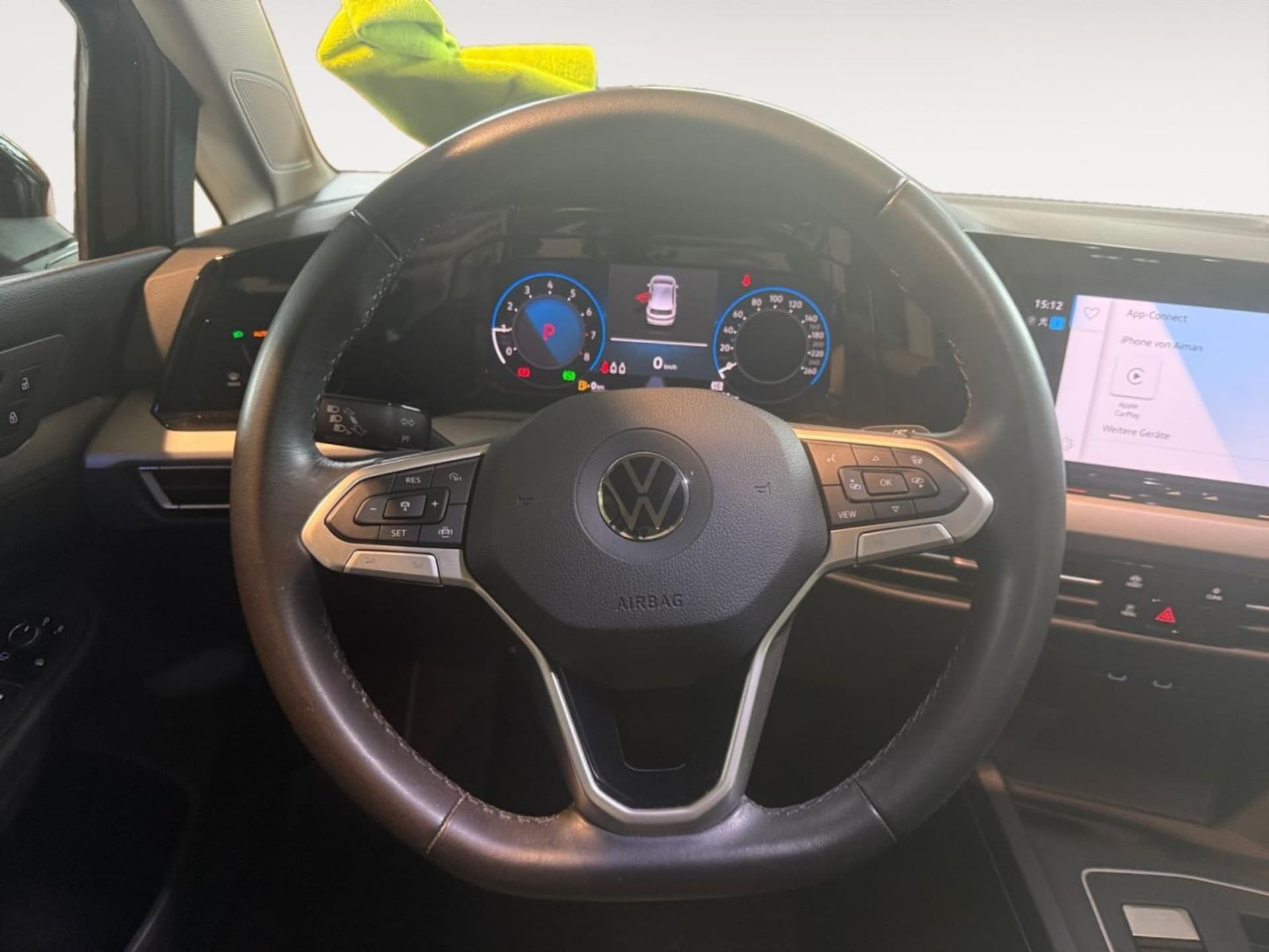 Volkswagen Golf Life