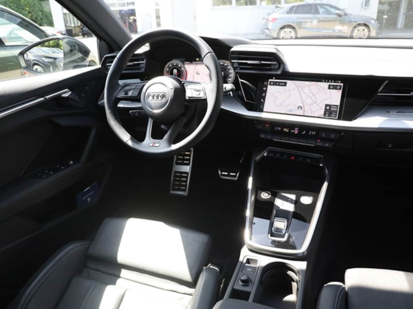 Bild über Audi A3 Sportback advanced 35 TFSI S tronic - für weitere Informationen kontaktieren Sie den Audi Partner