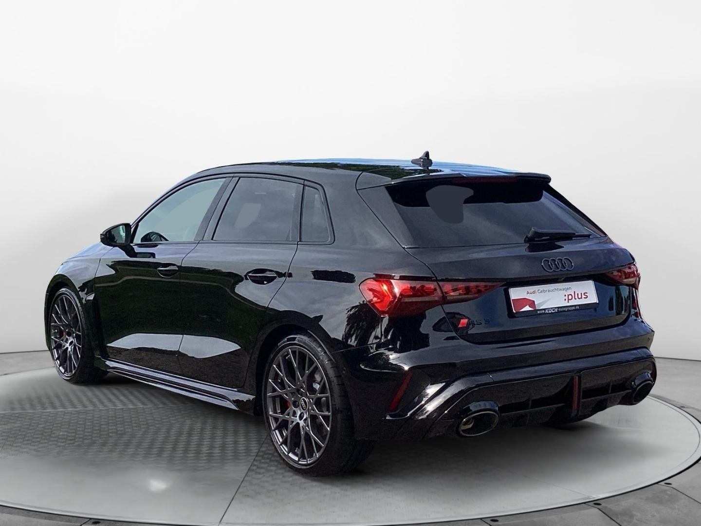 Bild über Audi RS 3 Sportback TFSI quattro 294 kW S tronic - für weitere Informationen kontaktieren Sie den Audi Partner