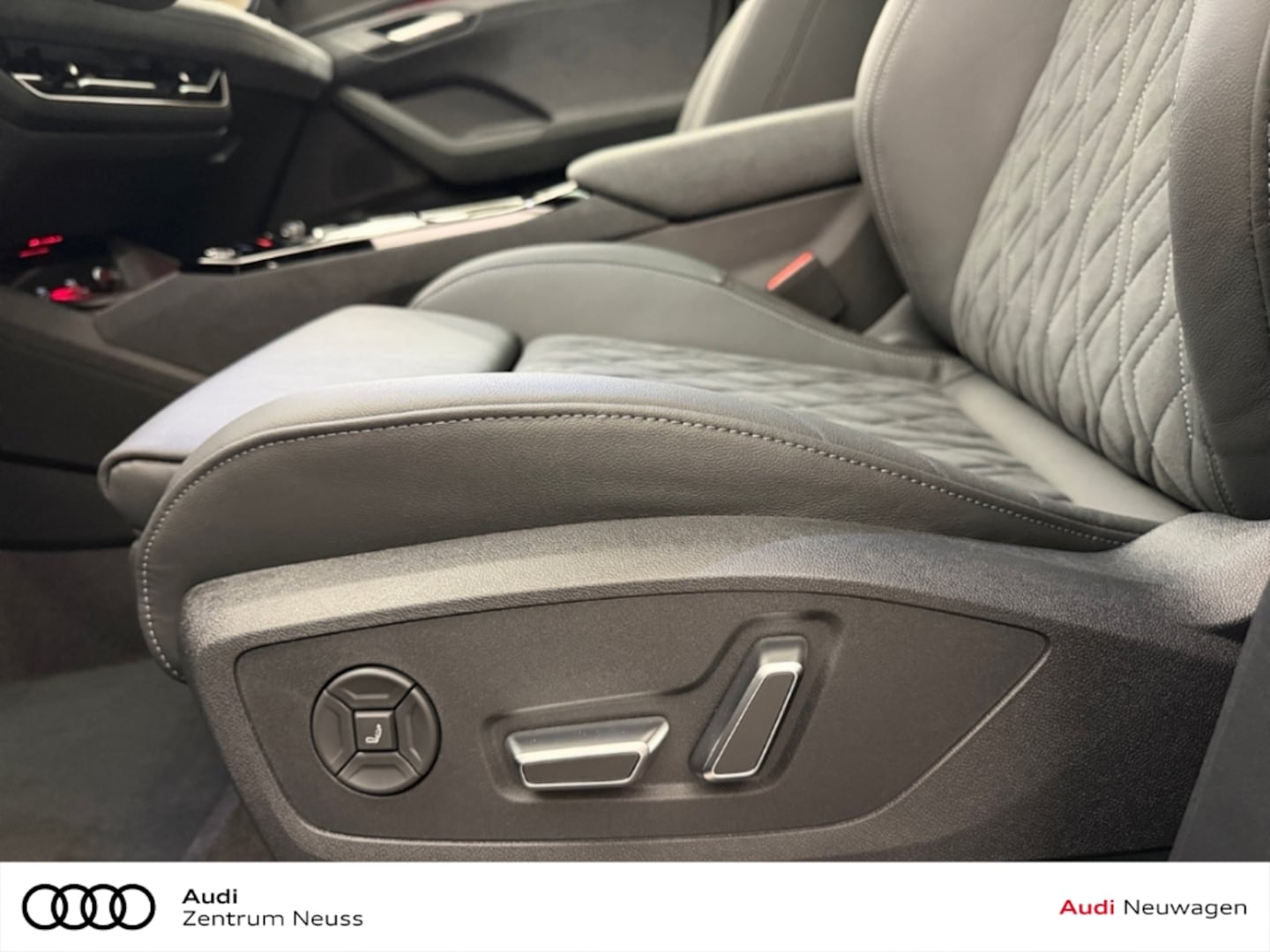 Bild über Audi Q6 SUV e-tron S line business e-tron performance 225 kW - für weitere Informationen kontaktieren Sie den Audi Partner