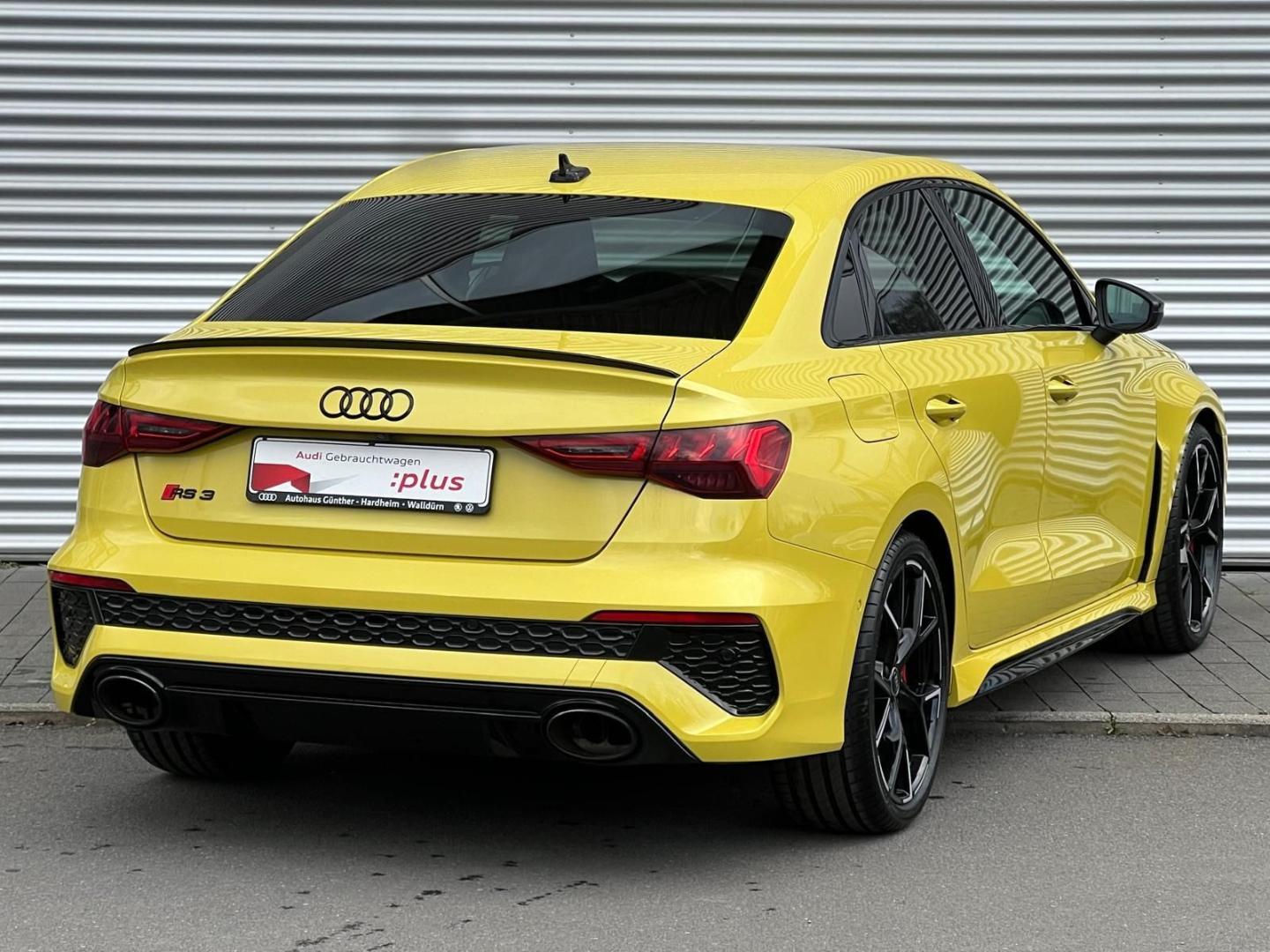 Image about Audi RS 3 Limousine TFSI quattro S tronic