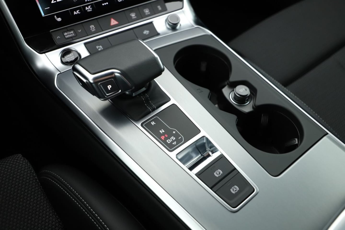Bild über Audi A6 Avant sport 45 TFSI S tronic - für weitere Informationen kontaktieren Sie den Audi Partner