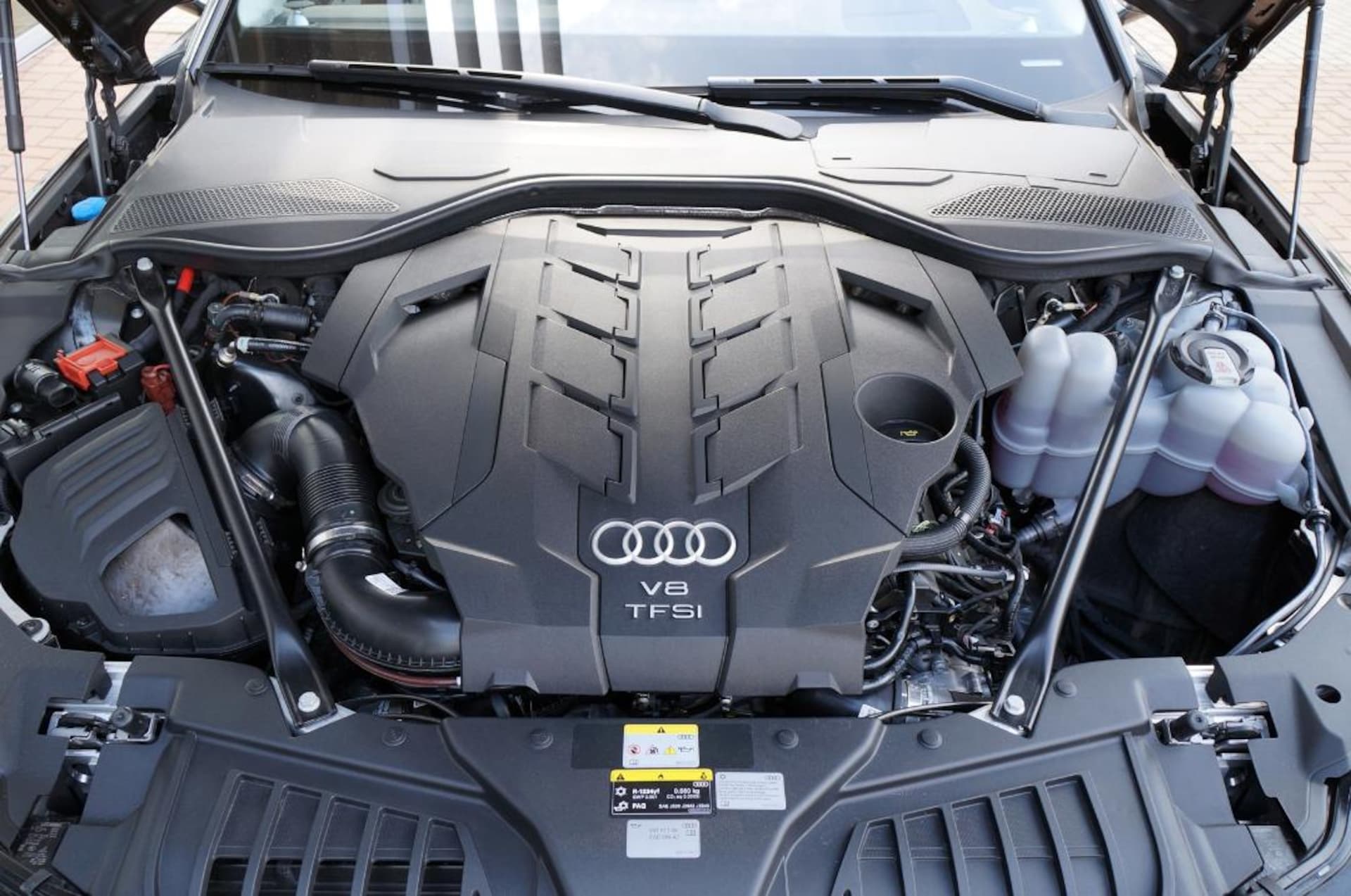 Audi A8 Lang