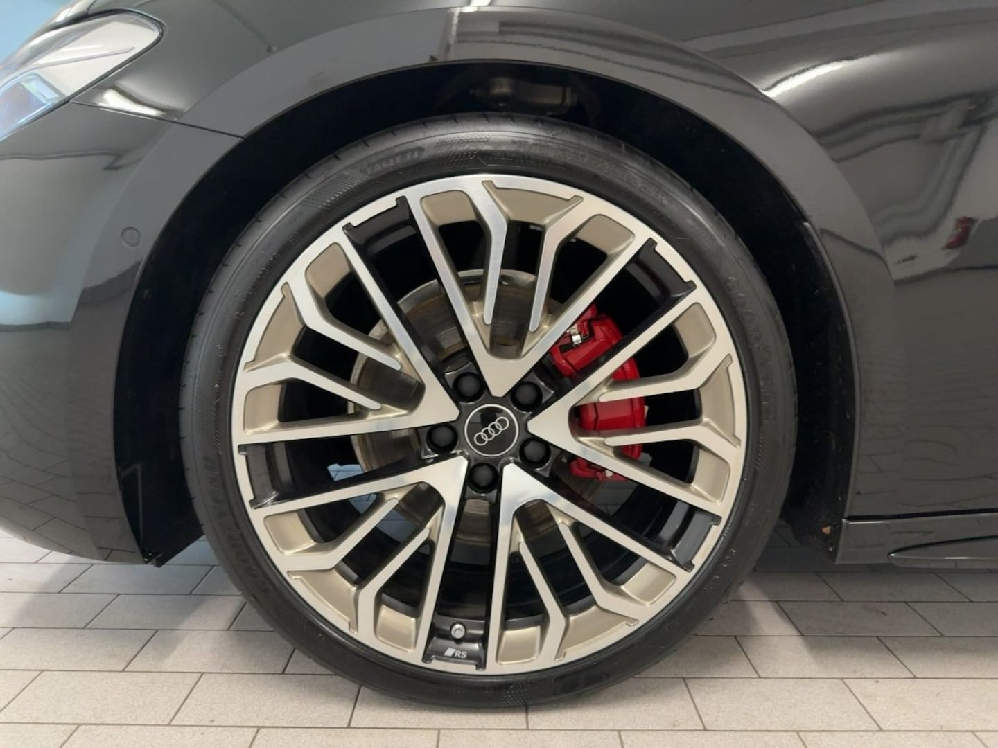 Bild über Audi A5 Avant TFSI quattro S tronic - für weitere Informationen kontaktieren Sie den Audi Partner