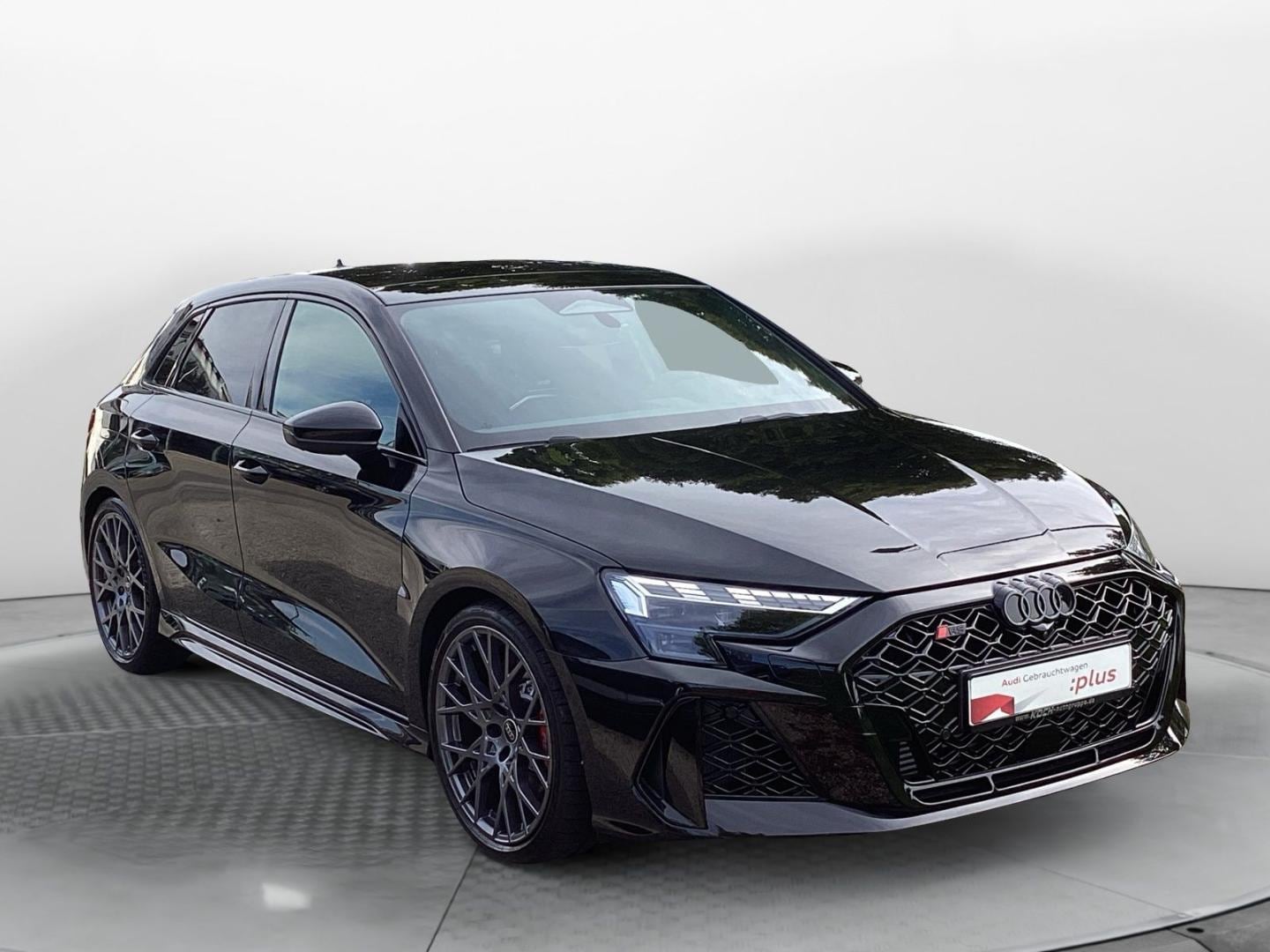 Bild über Audi RS 3 Sportback TFSI quattro 294 kW S tronic - für weitere Informationen kontaktieren Sie den Audi Partner