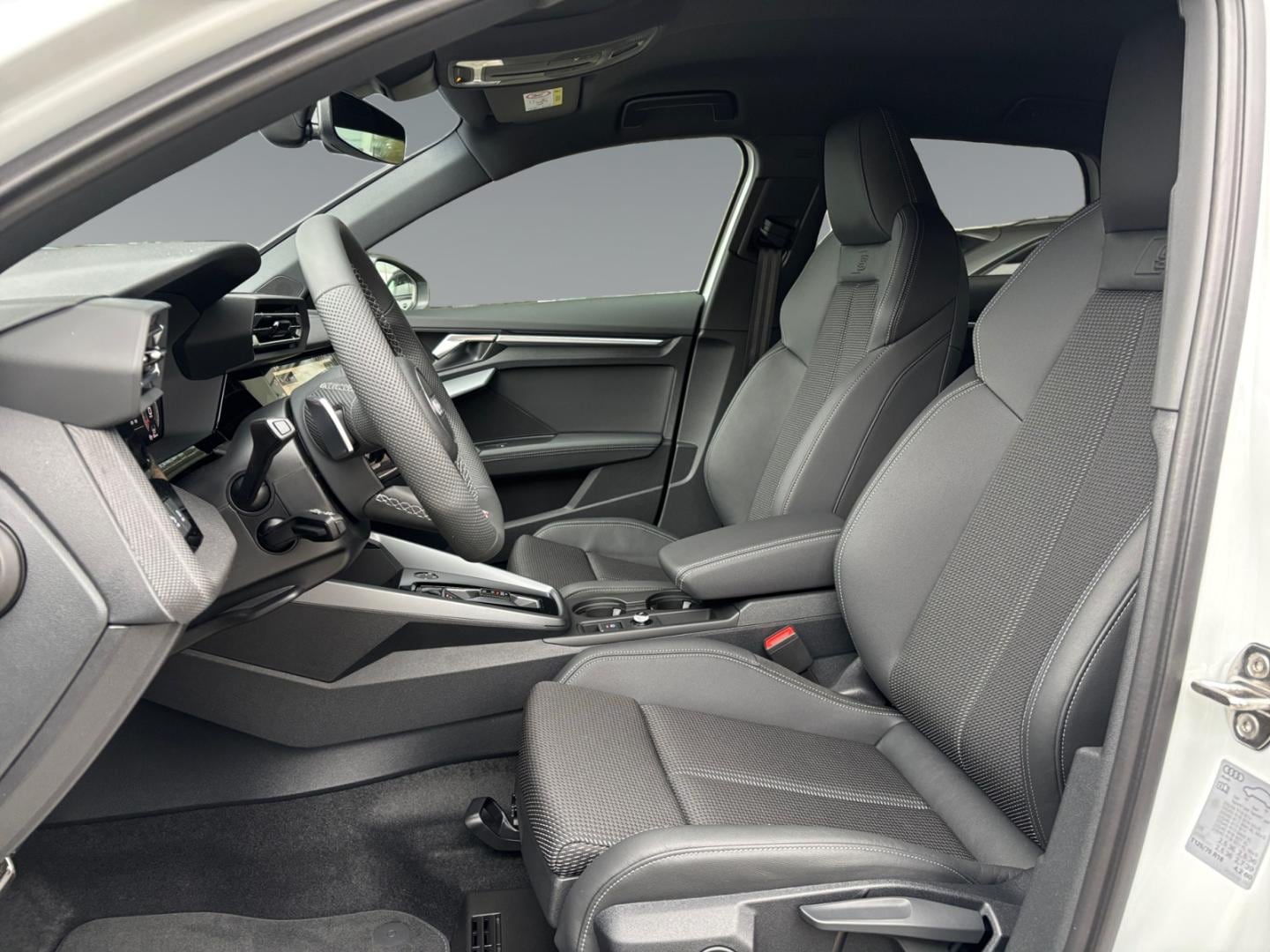 Bild über Audi A3 Sportback TFSI 85 kW S tronic - für weitere Informationen kontaktieren Sie den Audi Partner