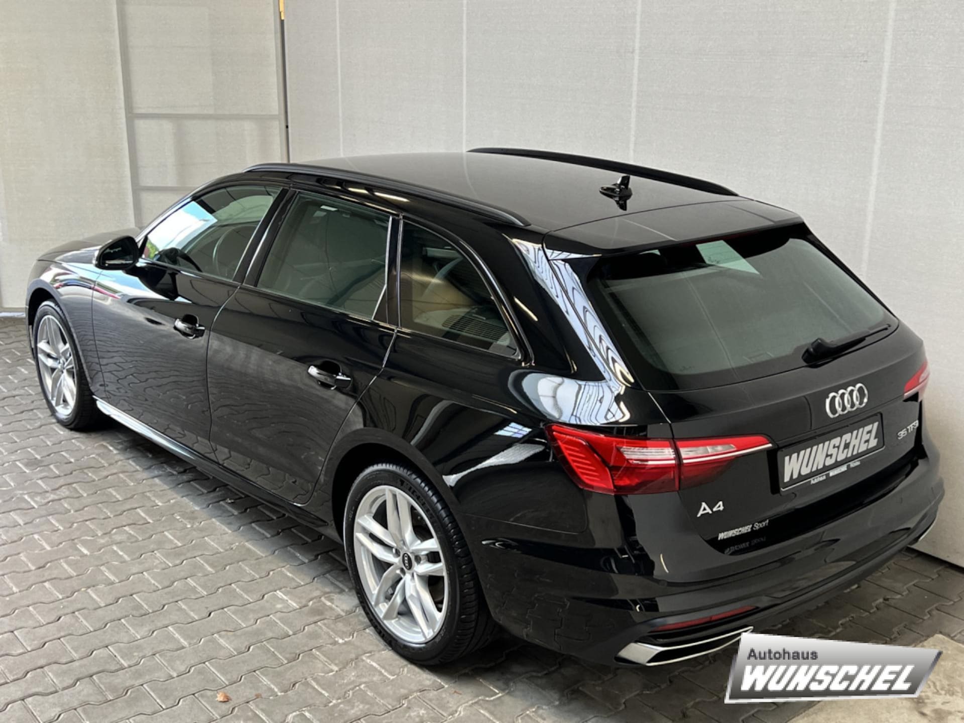 Audi A4 Avant Advanced
