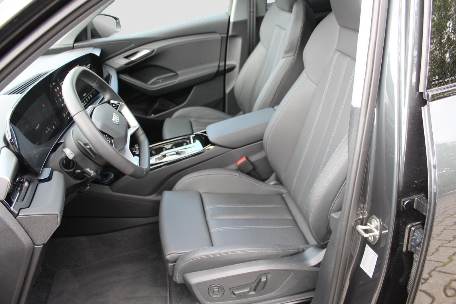 Audi Q6 e-tron – Bild 9