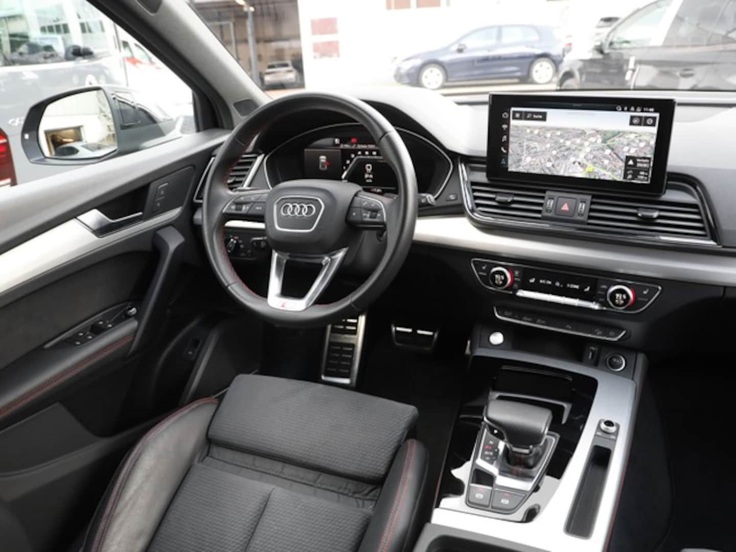 Bild über Audi Q5 Sportback 45 TFSI quattro S tronic - für weitere Informationen kontaktieren Sie den Audi Partner