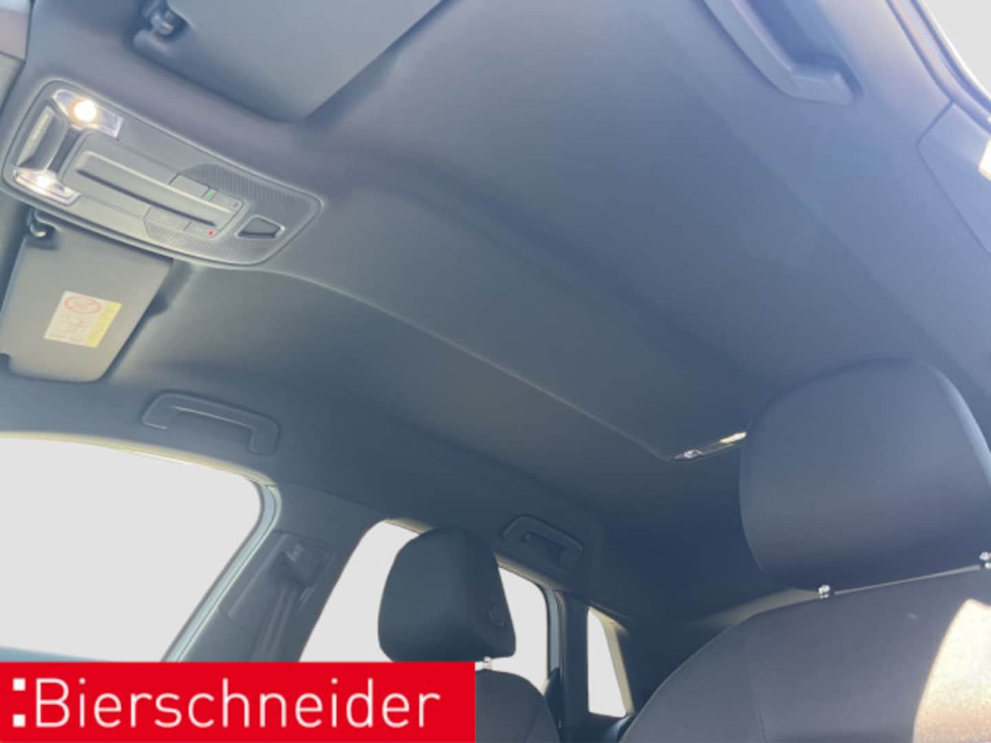 Bild über Audi A3 Sportback 30 TFSI S tronic - für weitere Informationen kontaktieren Sie den Audi Partner