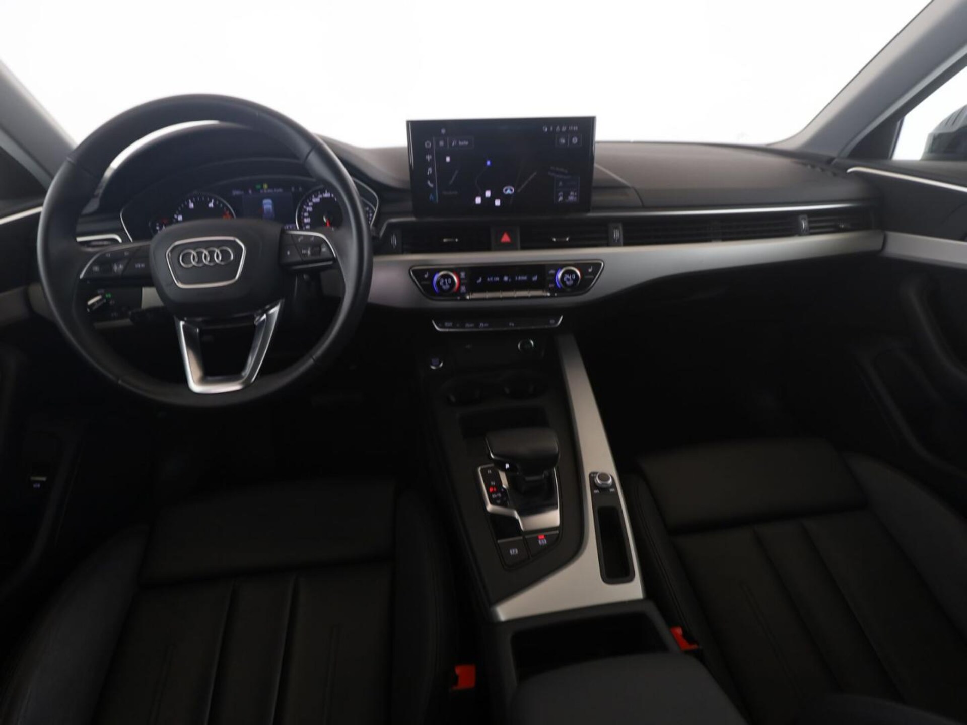 Audi A4 Avant S line