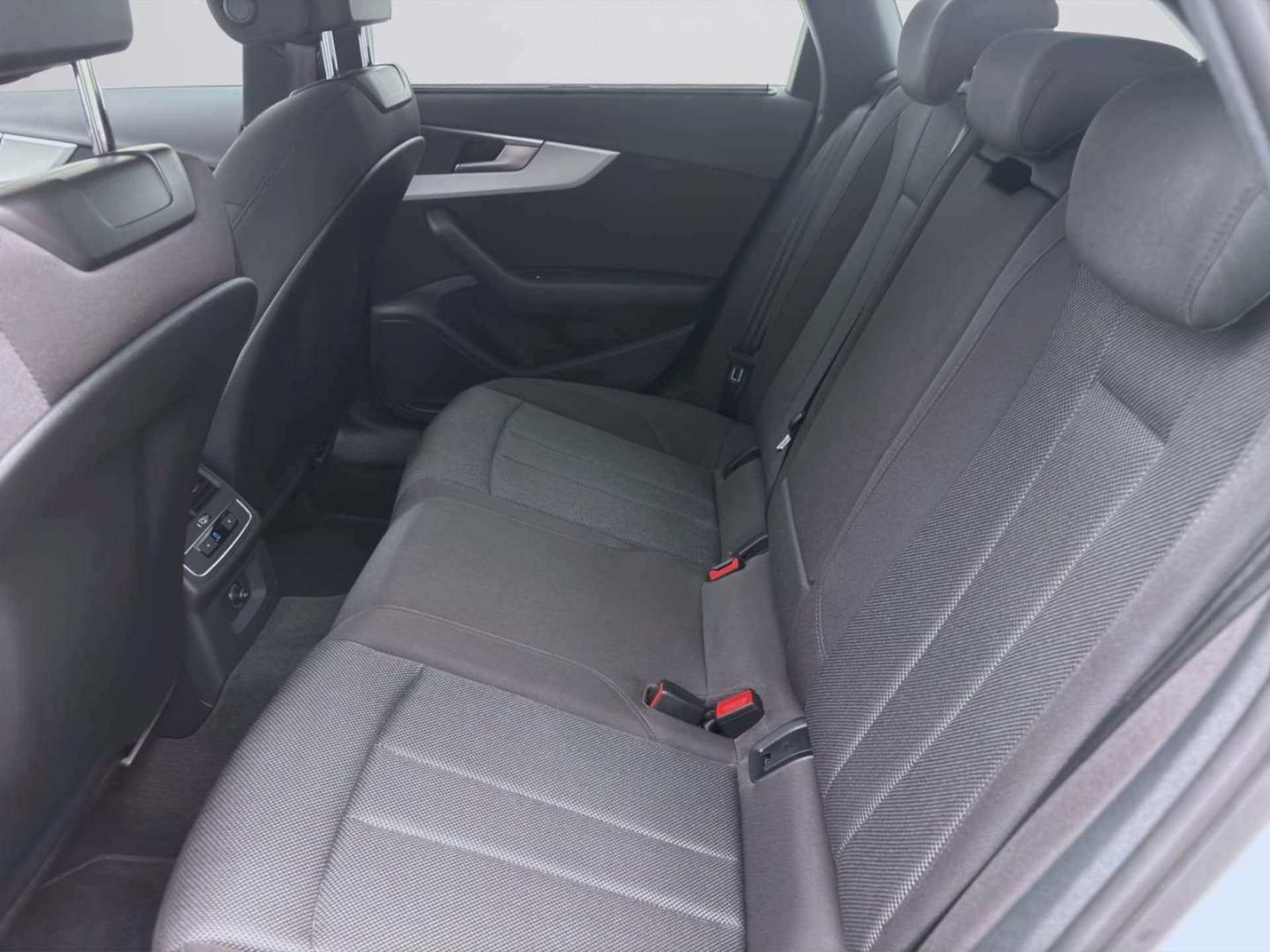 Audi A4 Avant Advanced