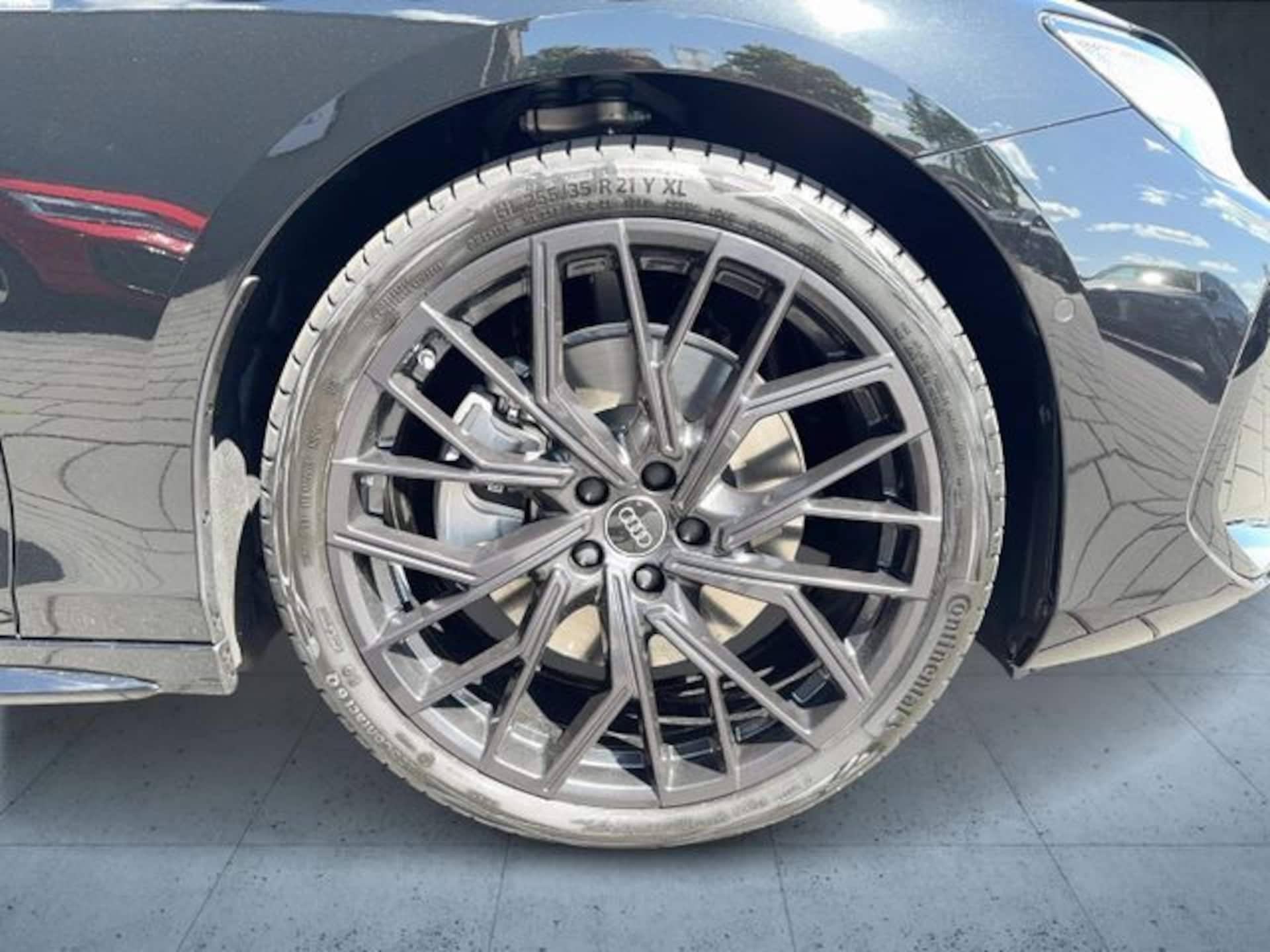 Audi A6 Avant edition one