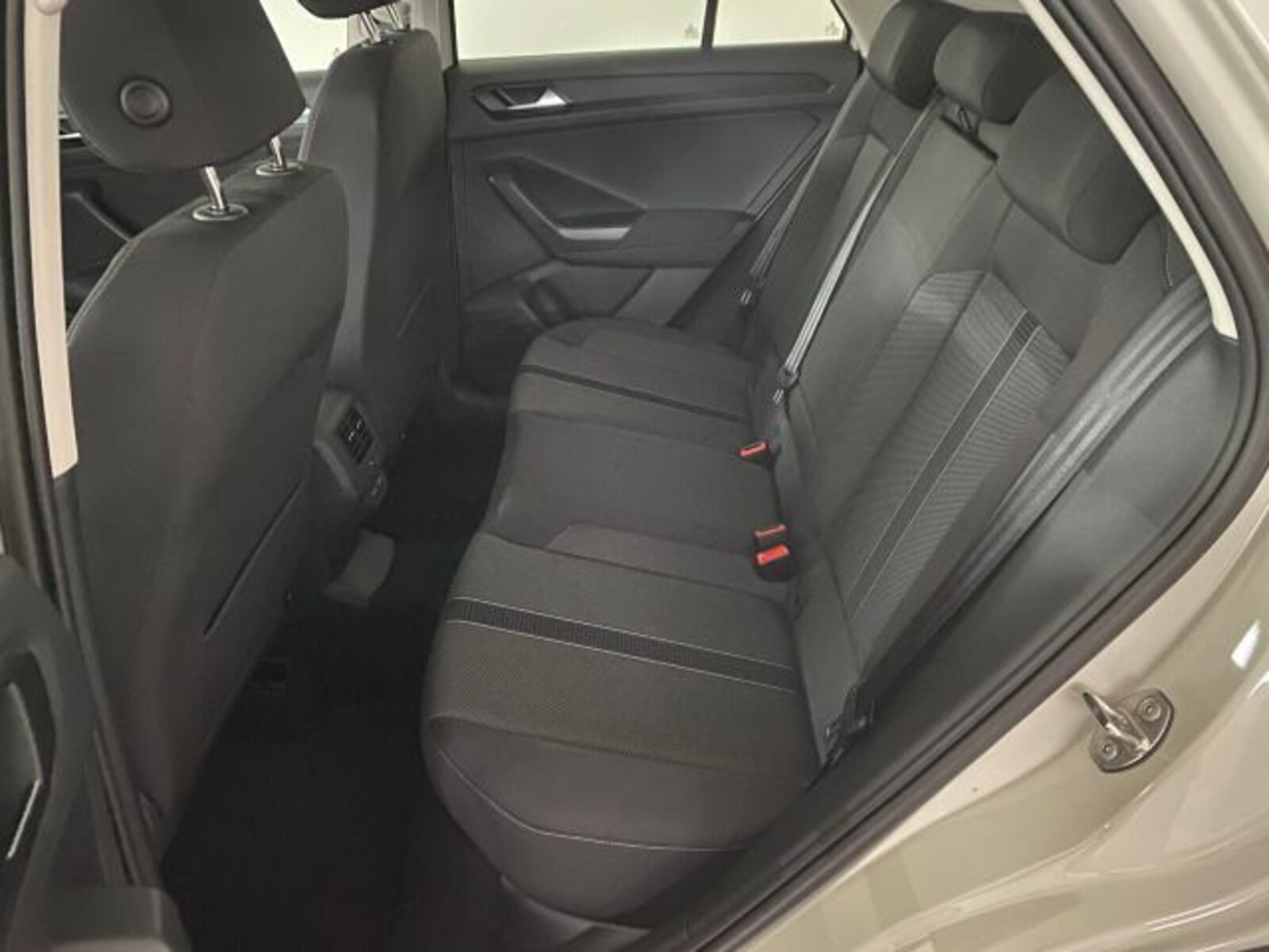 Volkswagen T-Roc – Bild 14