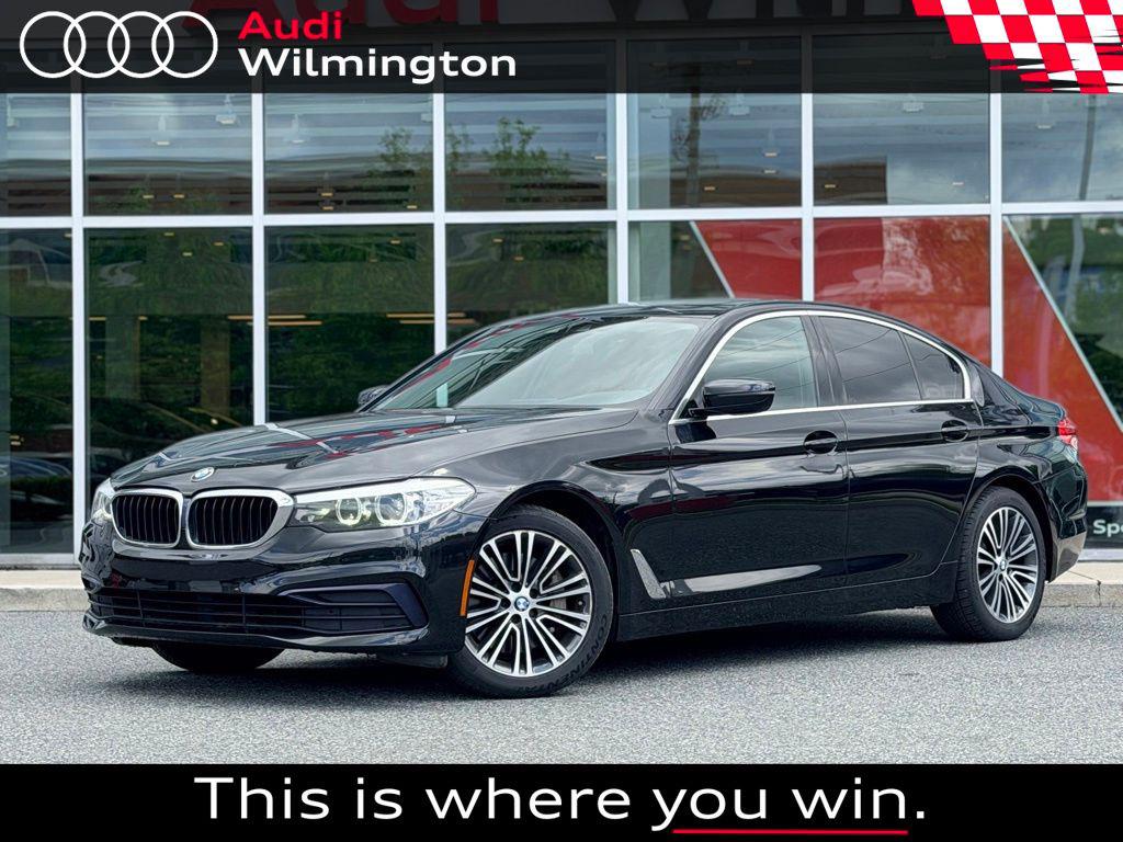 2019 BMW 5 Series 530i xDrive Sedan's photo