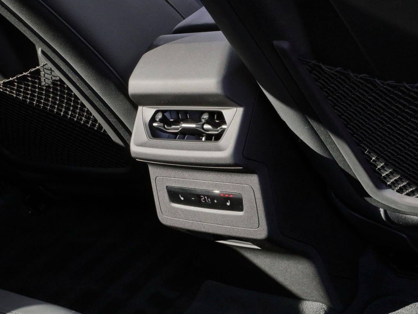 Bild über Audi S6 Avant e-tron e-tron quattro 370 kW - für weitere Informationen kontaktieren Sie den Audi Partner
