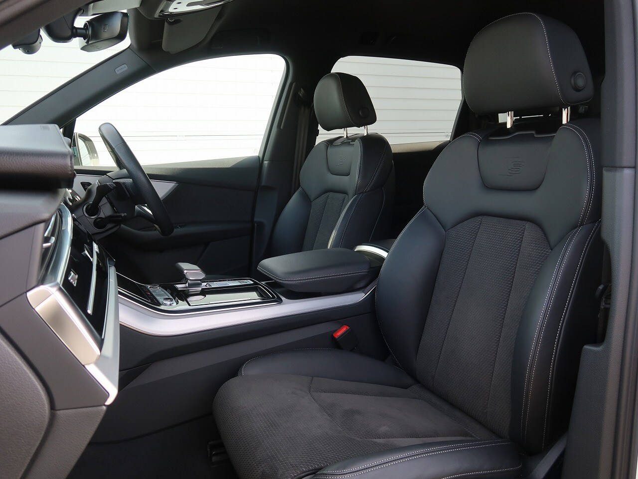 Image about Audi Q7 55 TFSI quattro S line 250(340) kW(PS) tiptronic