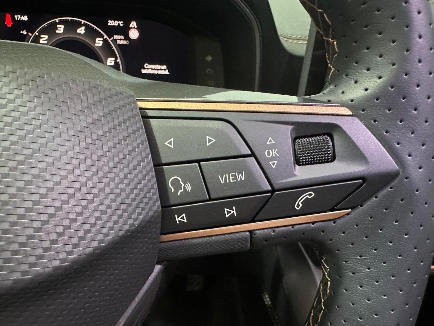 CUPRA Leon Sportstourer 1.5 eTSI DSG 110 kW (150 CV) — photo 29