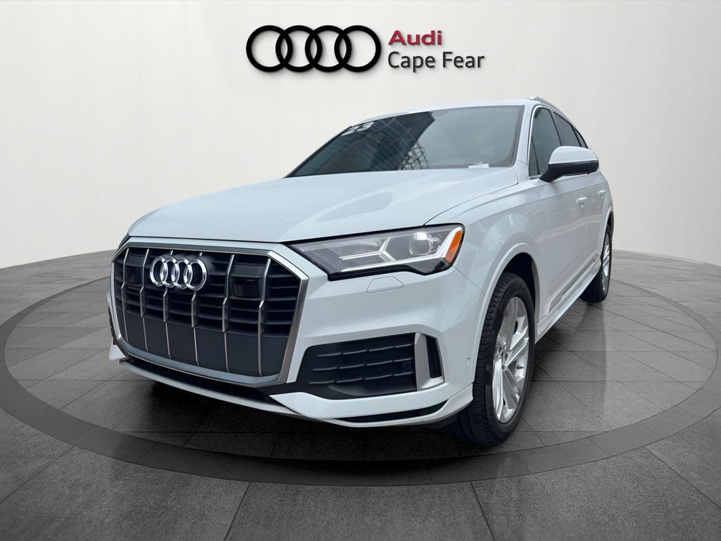 2023 Audi Q7 45 Premium quattro Tiptronic's photo