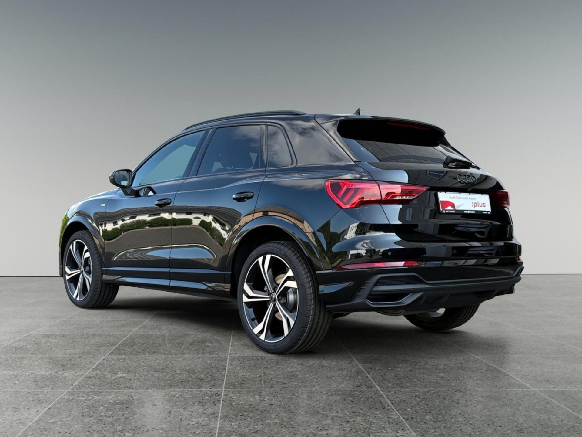 Audi Q3 SUV S line