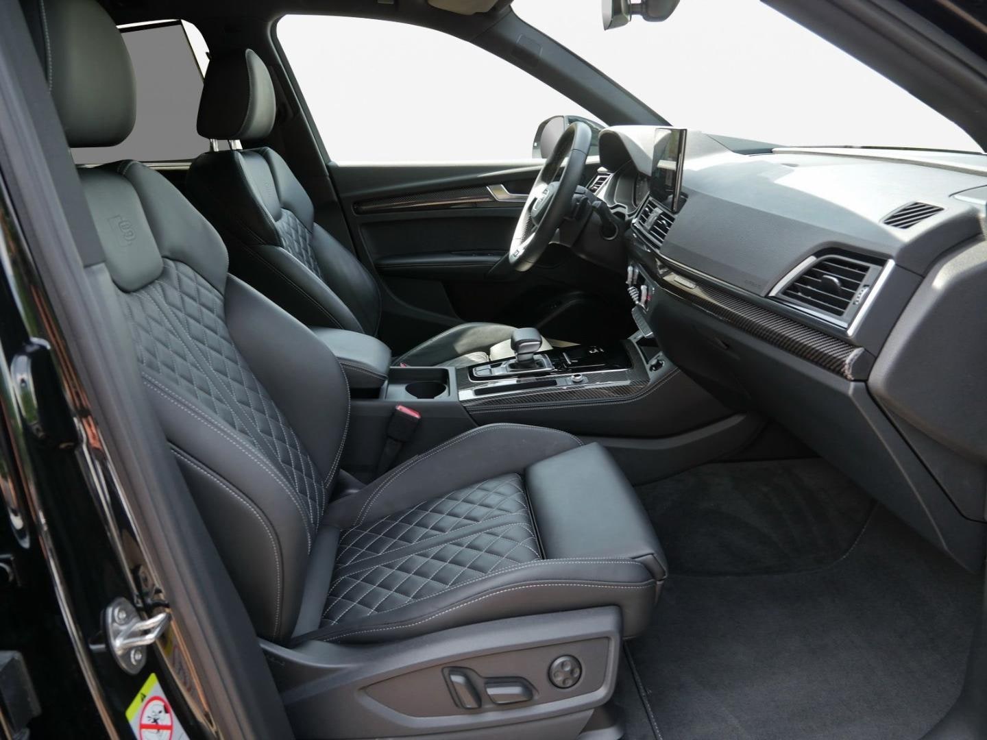 Bild über Audi Q5 Sportback TFSI e S line 55 TFSI e quattro S tronic - für weitere Informationen kontaktieren Sie den Audi Partner