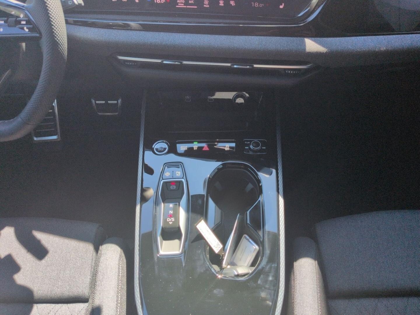 Bild über Audi A5 Avant e-hybrid edition one e-hybrid quattro 220 kW S tronic - für weitere Informationen kontaktieren Sie den Audi Partner