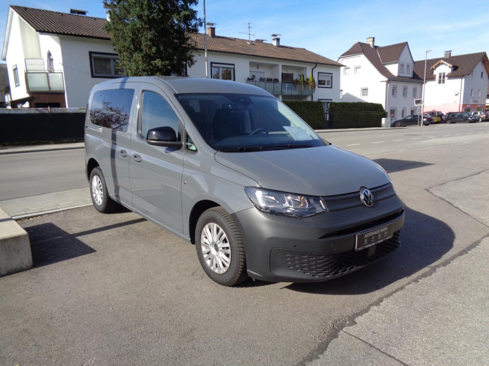 Volkswagen Caddy Basis-Modell