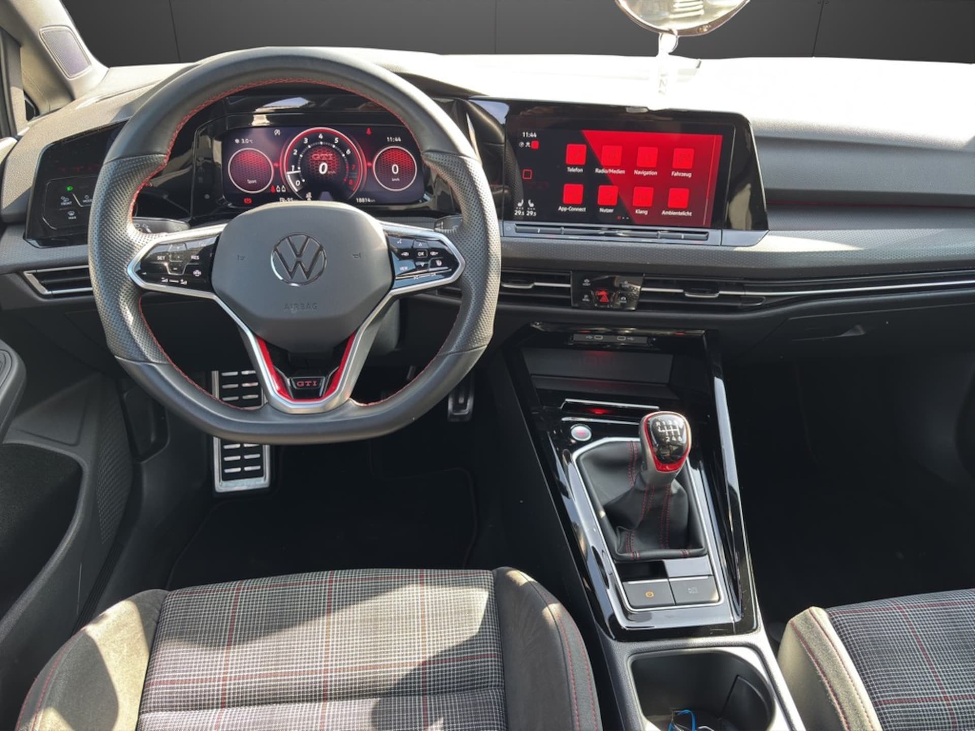 Volkswagen Golf GTI
