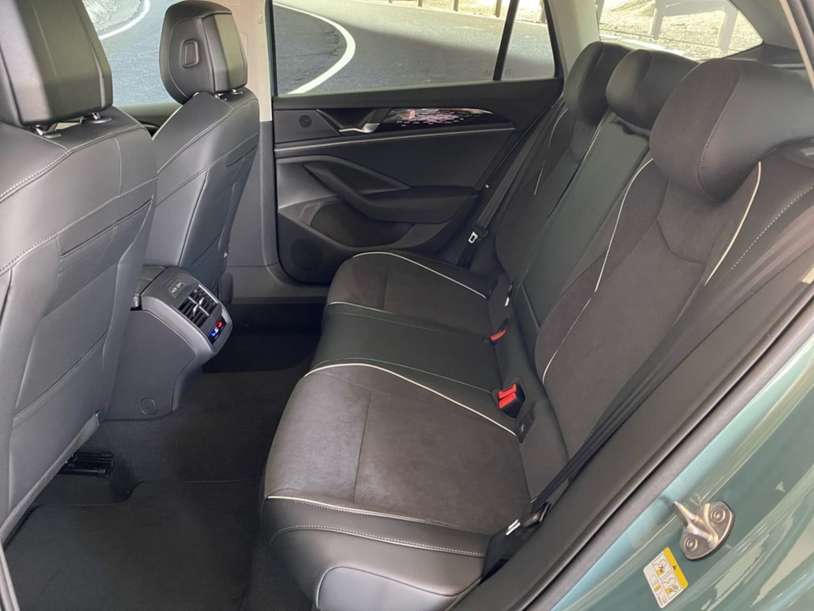Volkswagen Passat – Bild 6