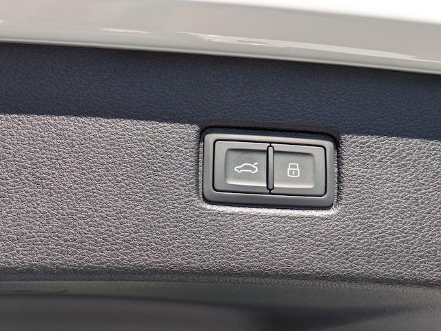 2026 Audi Q7 Premium - Photo 15
