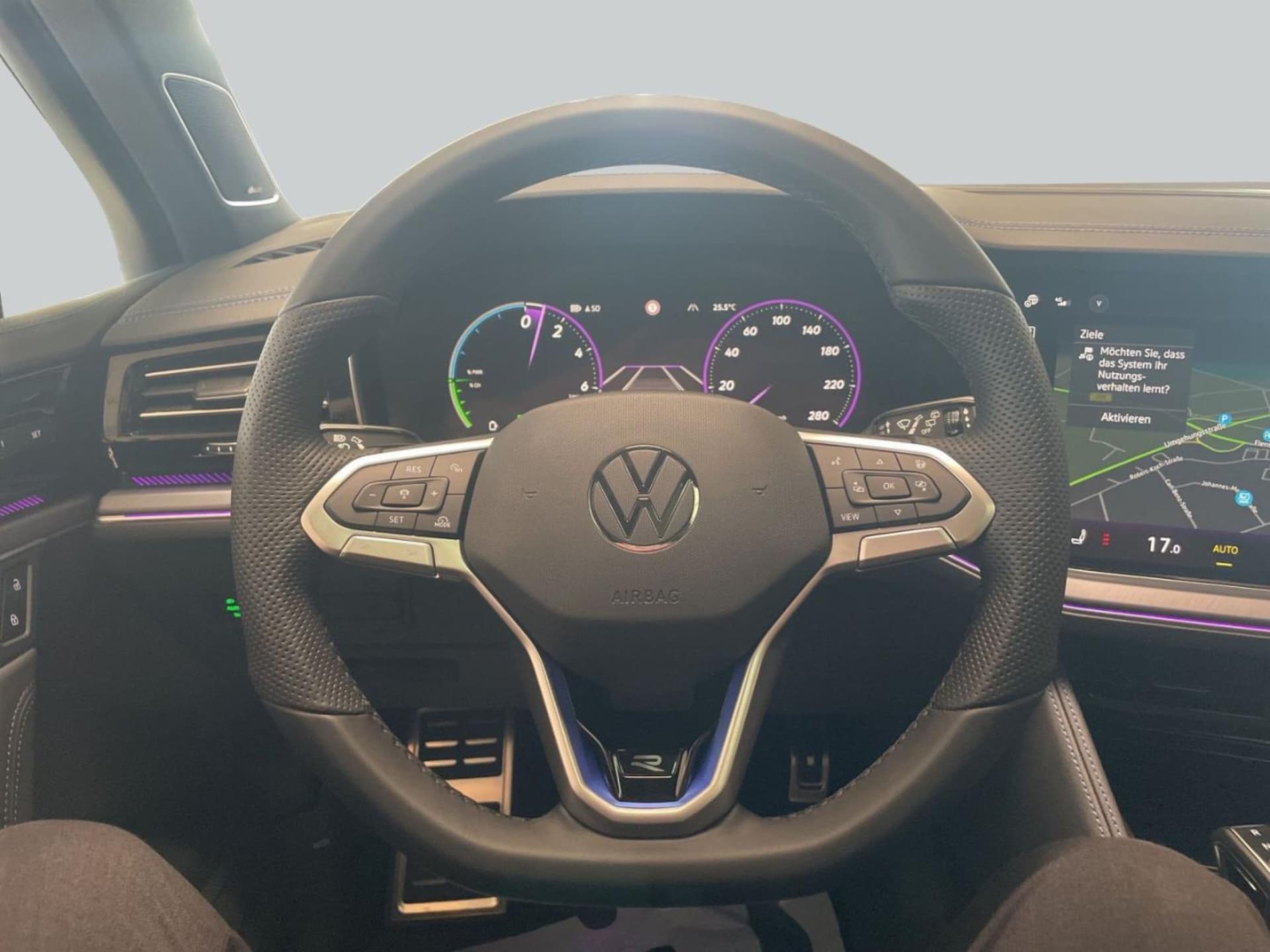 Volkswagen Touareg R