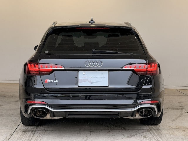 Audi RS 4 Avant RS 4 Avant for more details contact your dealer